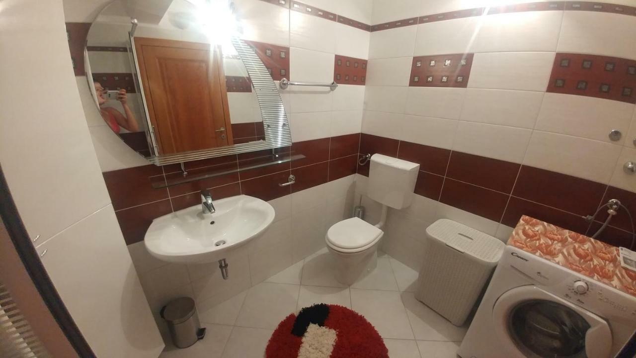 Luna Apartman *
